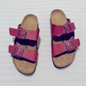 Red Arizona Birkenstock, Size 41. Black bottom